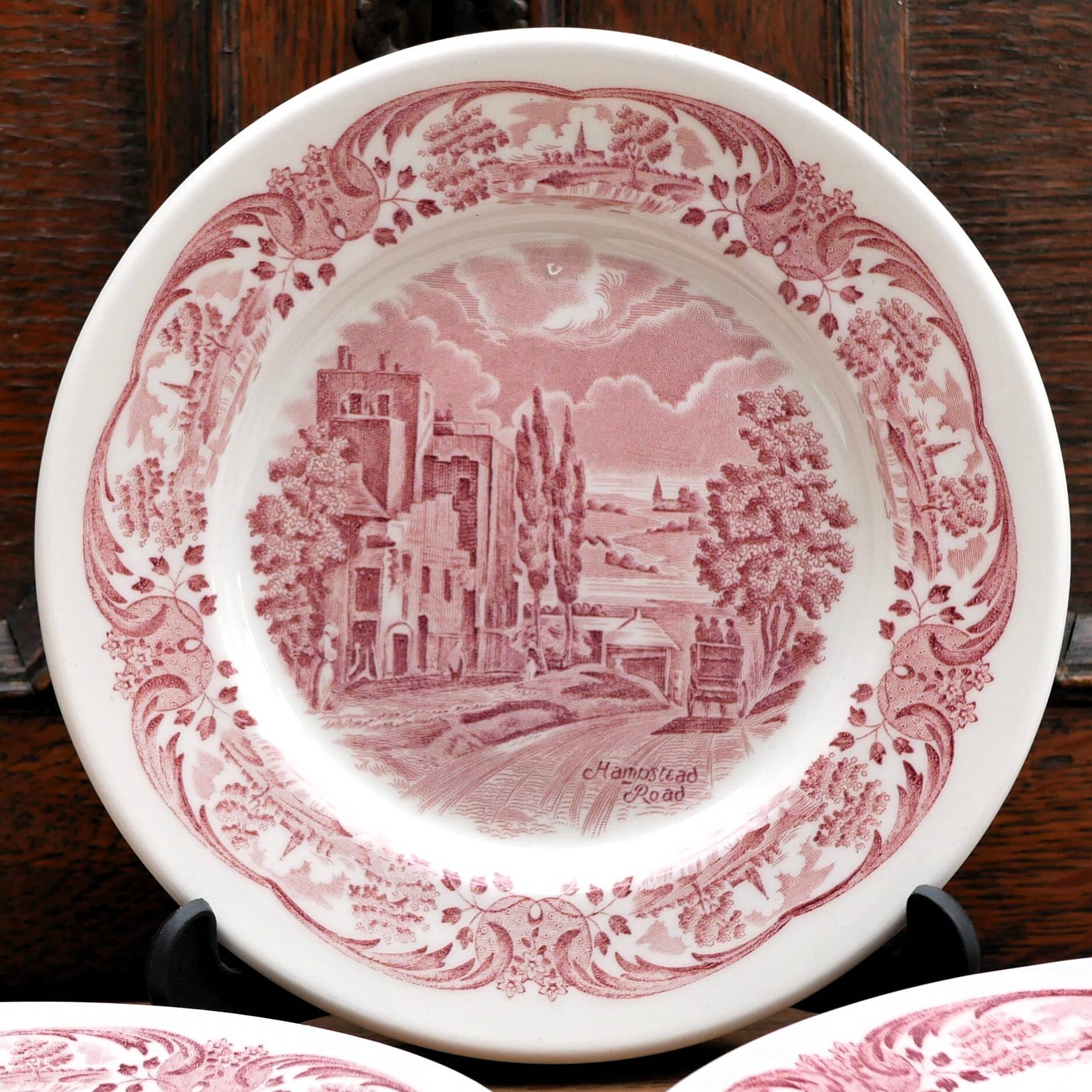 5 assiettes à dessert rouges et blanches en grès de W H Grindley