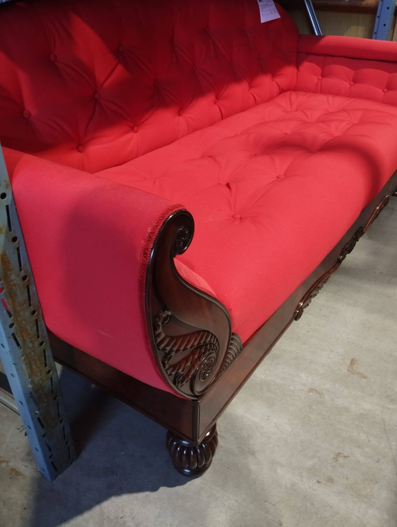 Boat-shaped canapé Restoration in mahogany, Italy, 19th century