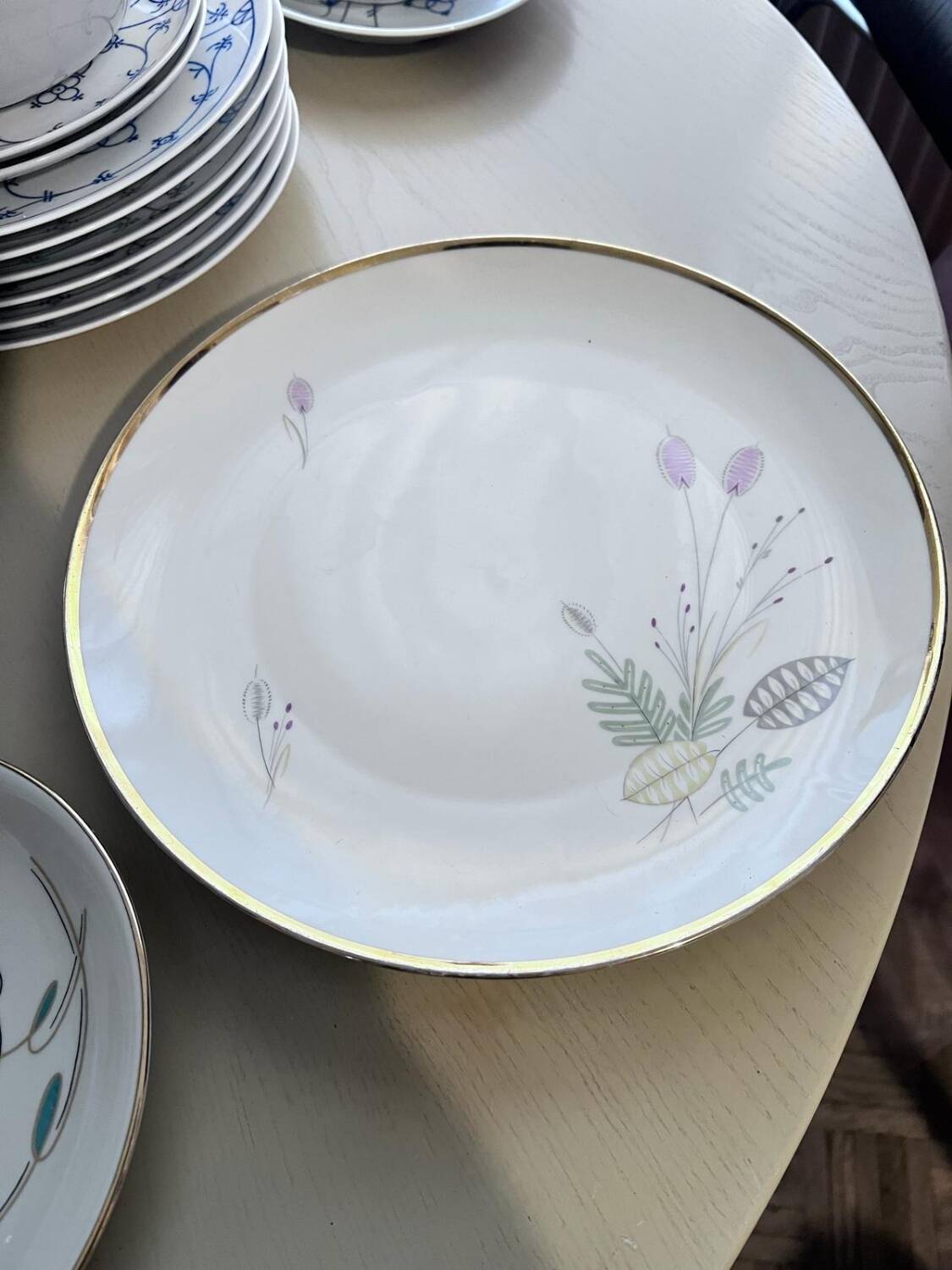 60s porcelain plate sets