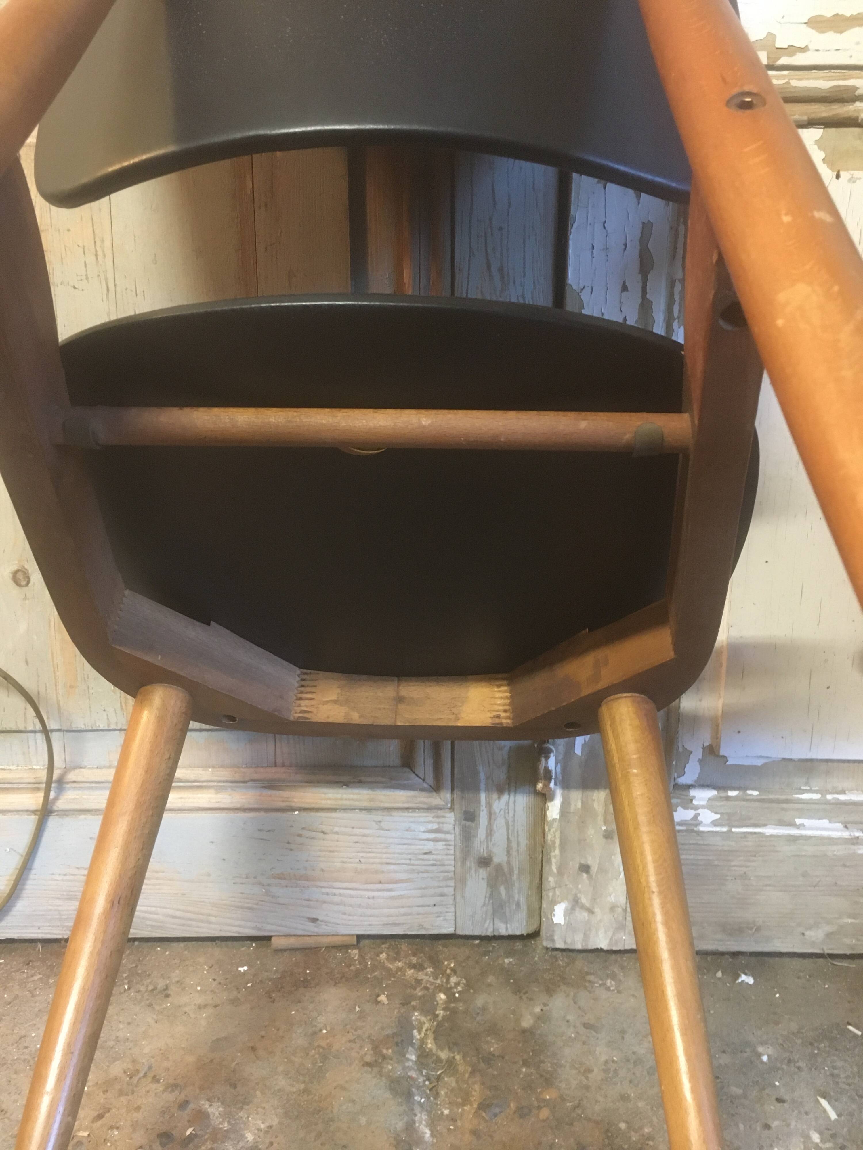 Pair of Pegase chairs by Baumann 1960