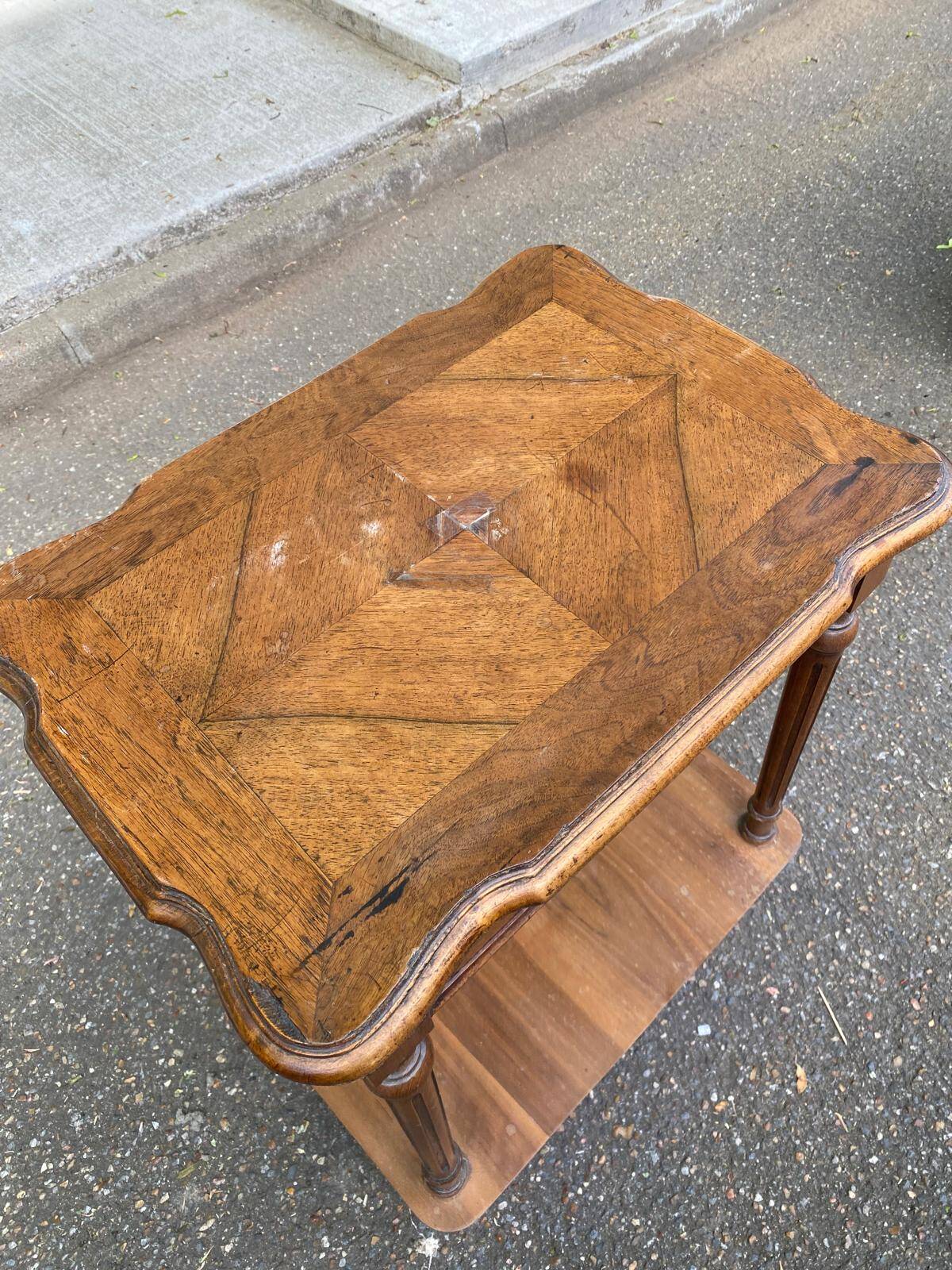 Louis XVI dressing table from the 20th century.