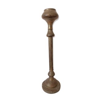 Syrian lamppost in 19th century chiseled brass