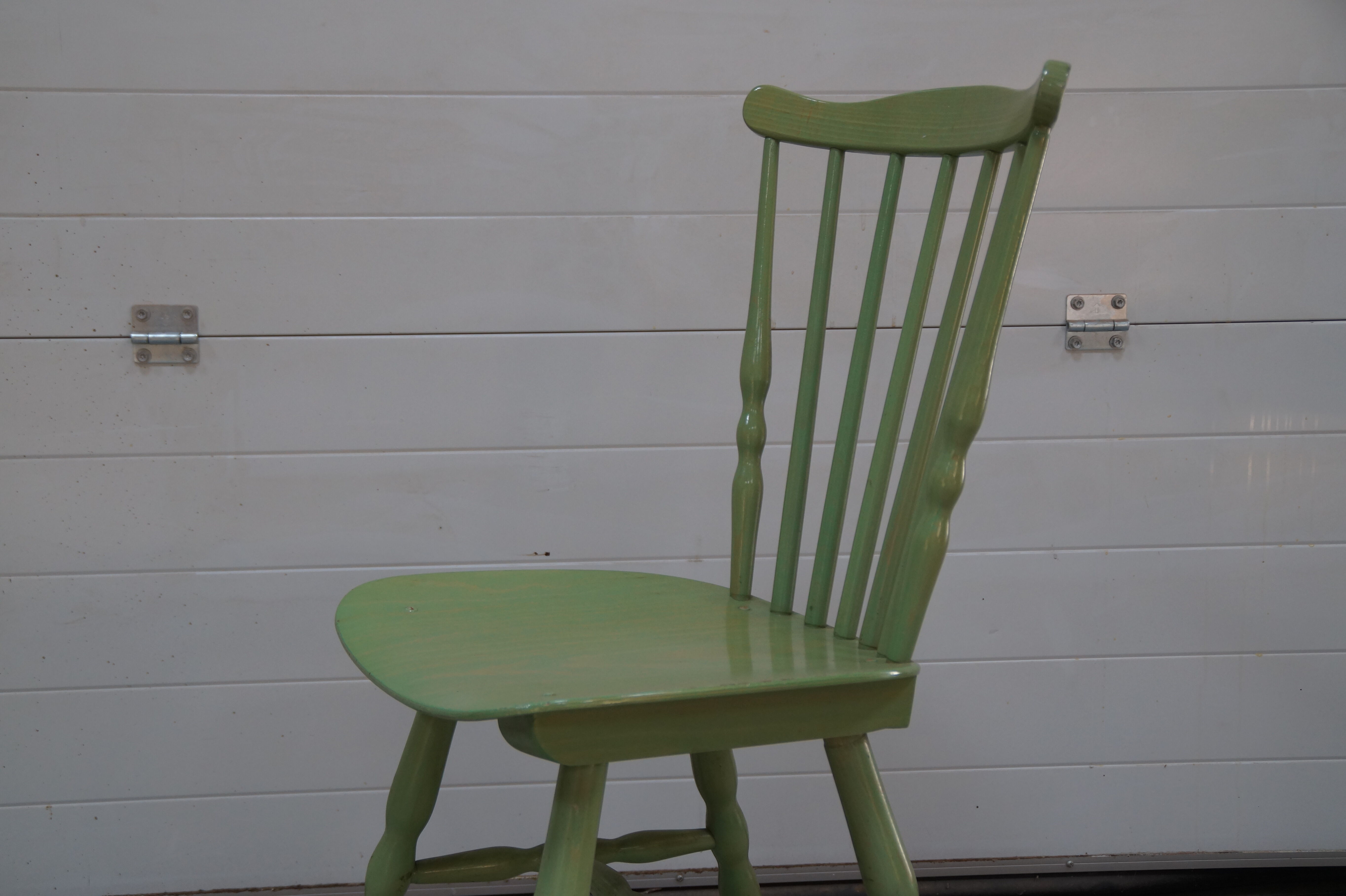 4 chairs baumann green