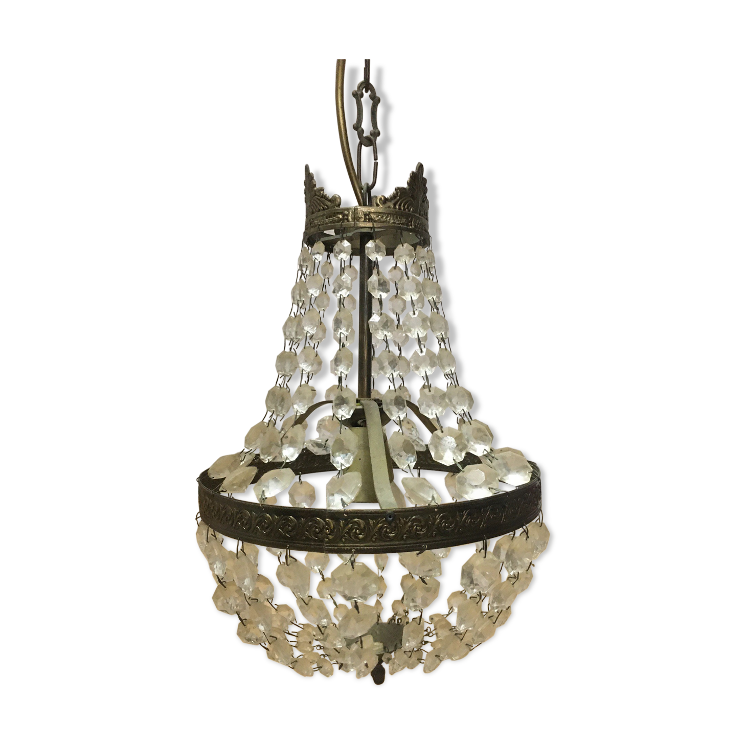 Balloon chandelier with stamps