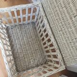 White wicker trunk