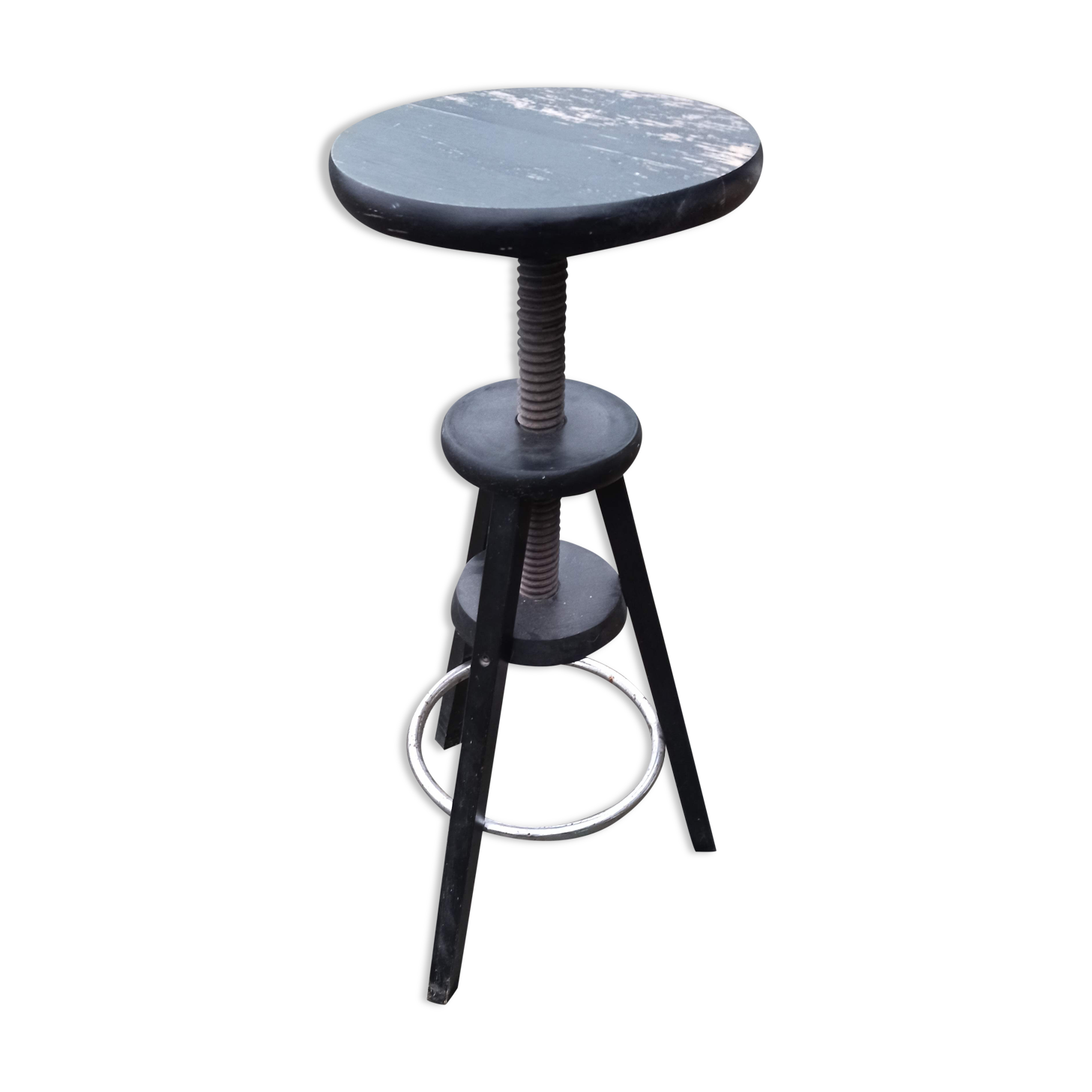 Height-adjustable wooden workshop screw stool