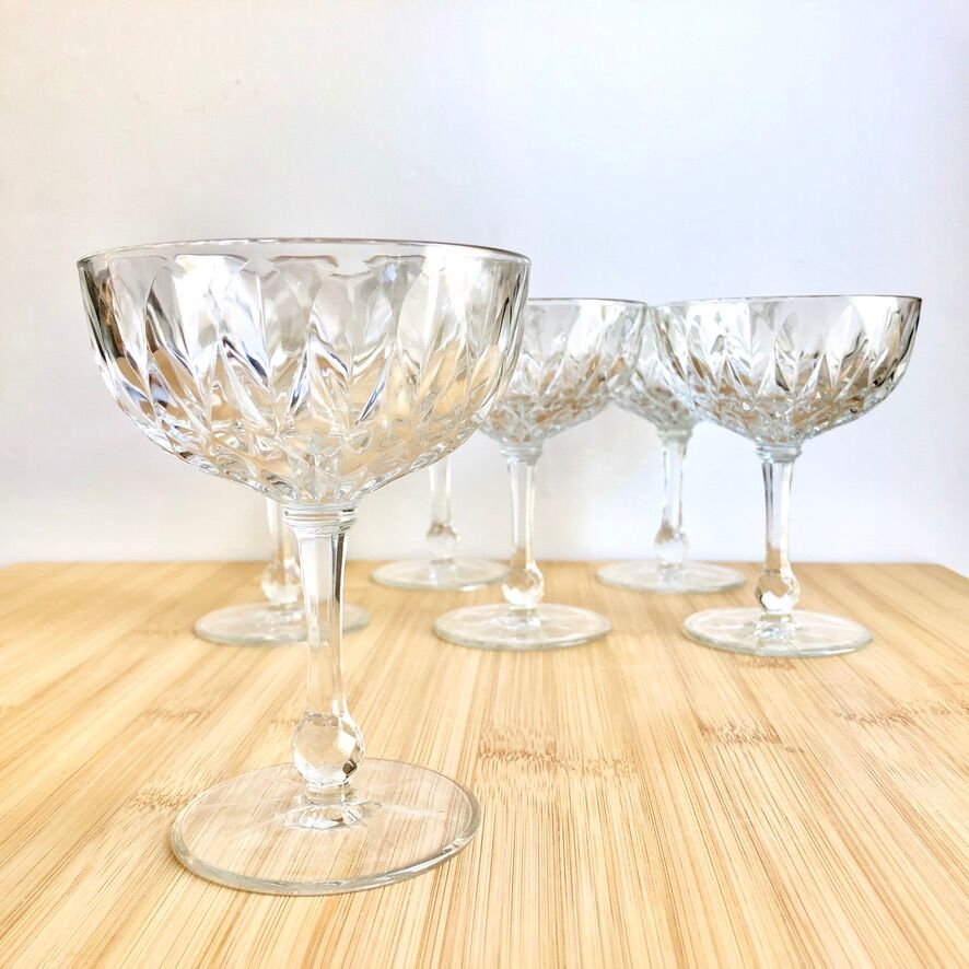 6 vintage champagne glasses (60's)