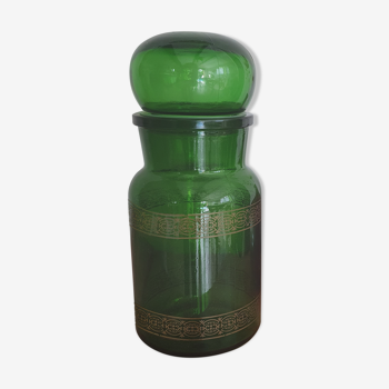 Green apothecary pot
