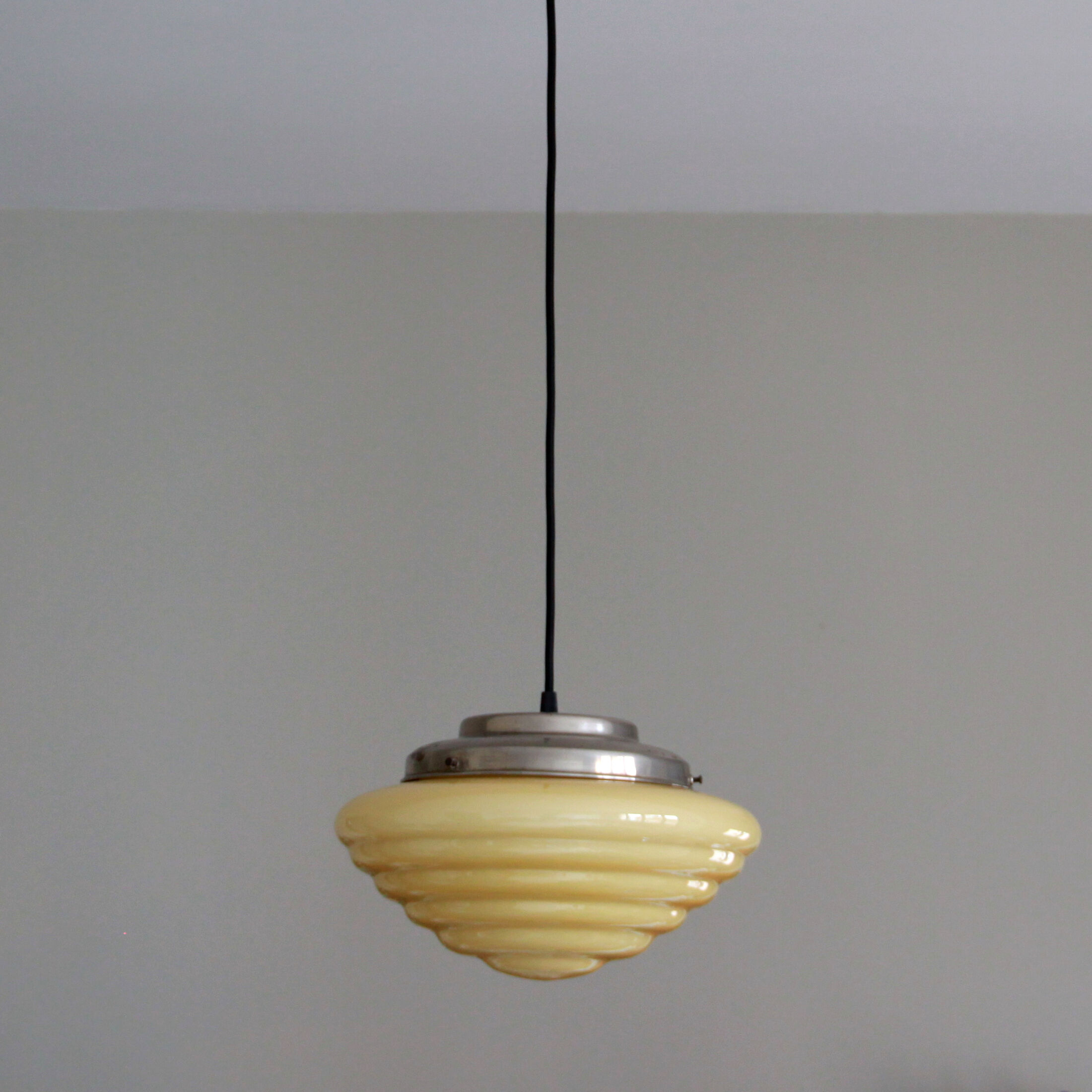 Suspension opaline yellow chandelier vintage luminaire