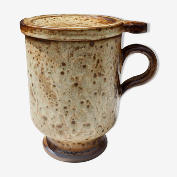 Table mustard pot in speckled sandstone