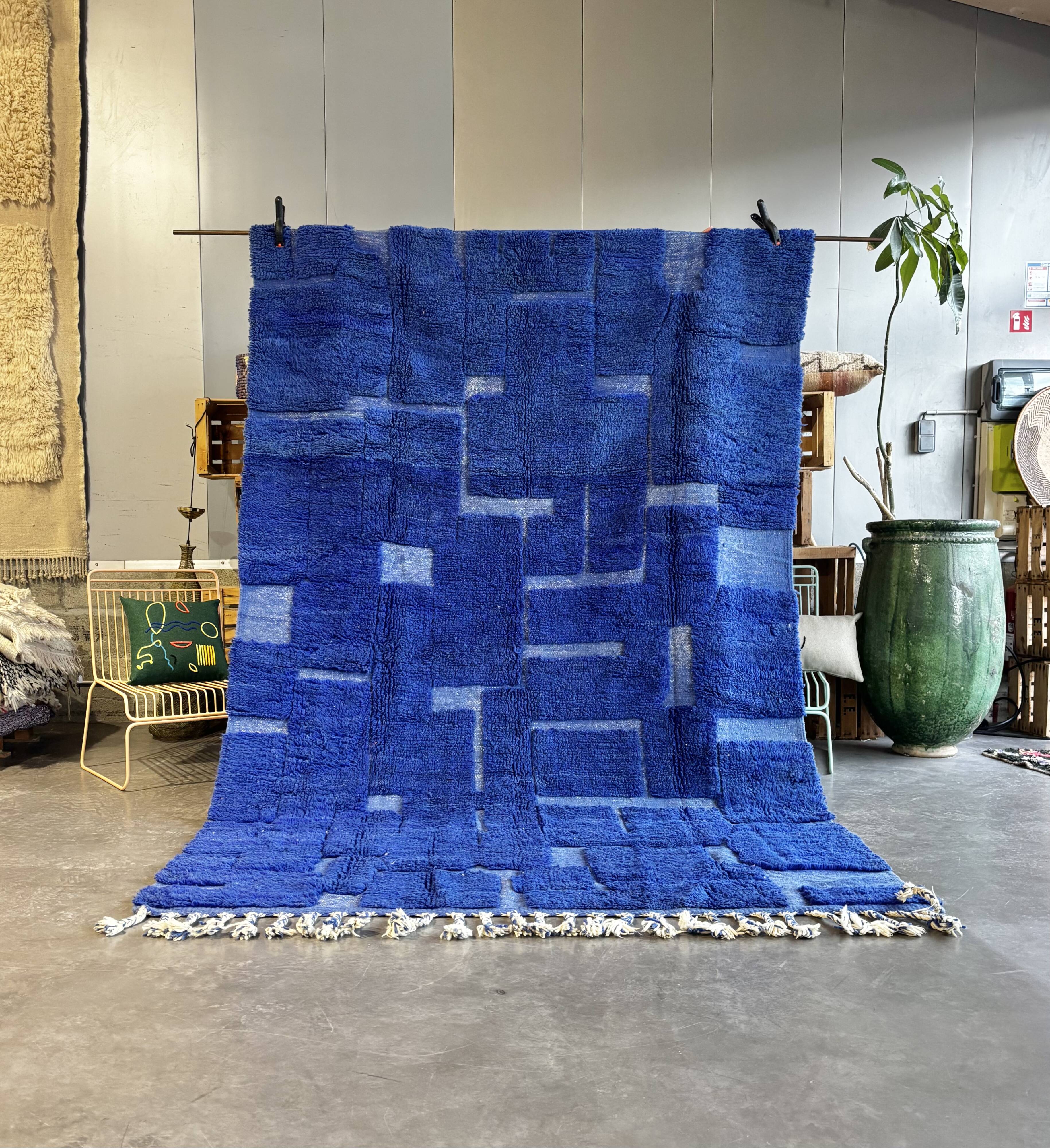 Large new blue Moroccan wool rug, 200x300 cm