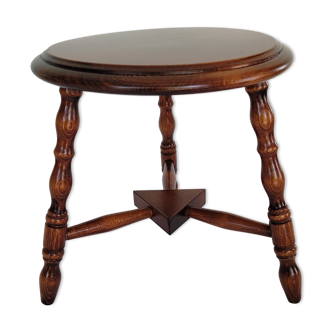 Tabouret tripode