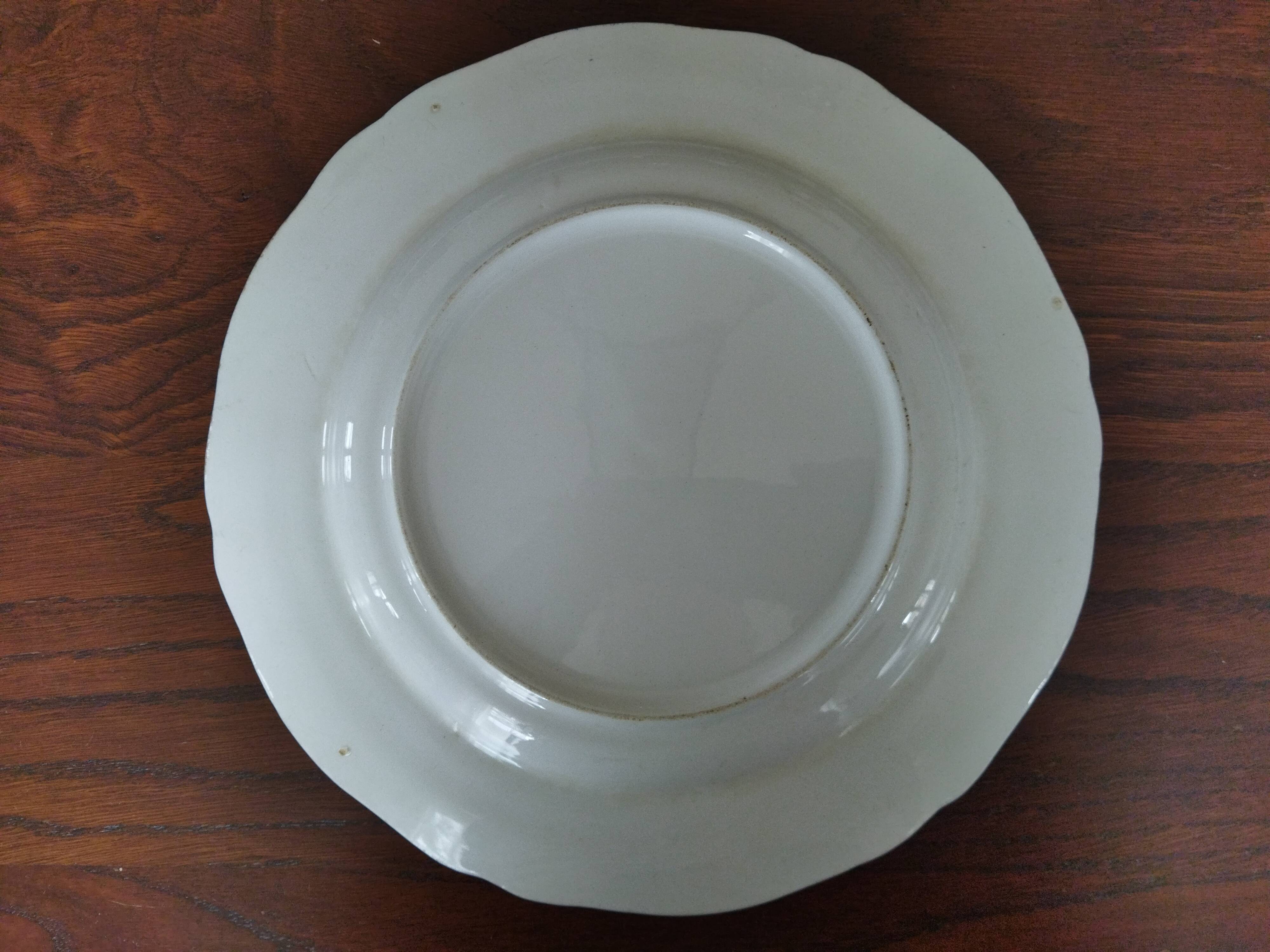 8 blue & white plates