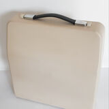 Portable, functional Riccar typewriter