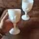 Lot de 2 verres sur pied opale