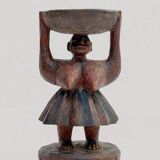 Wooden sculpture - Woman in a pleated skirt (Burkina Faso)
