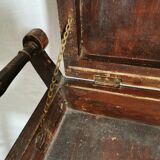 Tabouret de piano ancien avec coffre à partitions