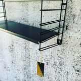 Tomado shelf