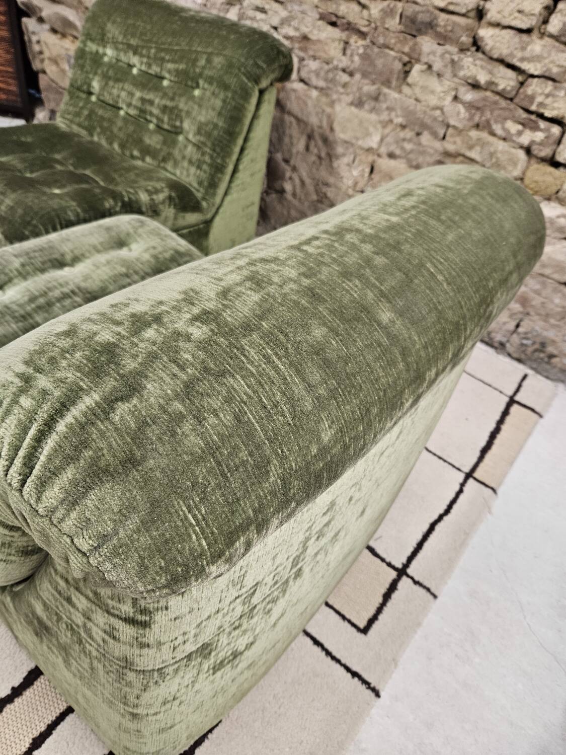Pair of vintage velvet armchairs 1970"