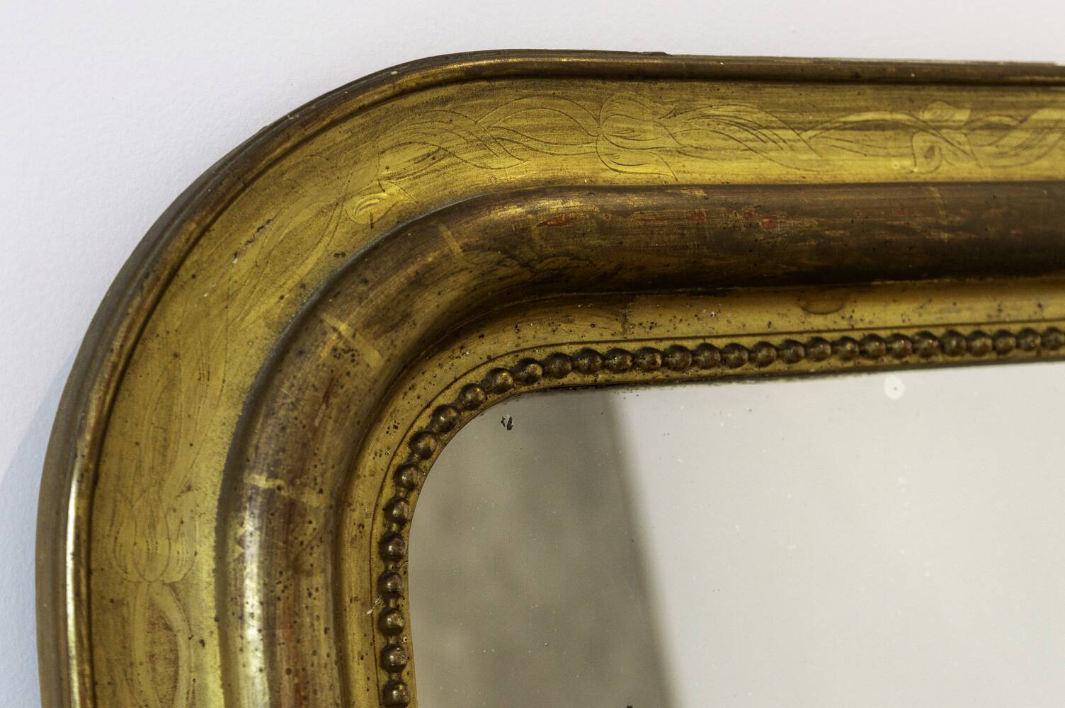 Louis-philippe mirror in golden wood