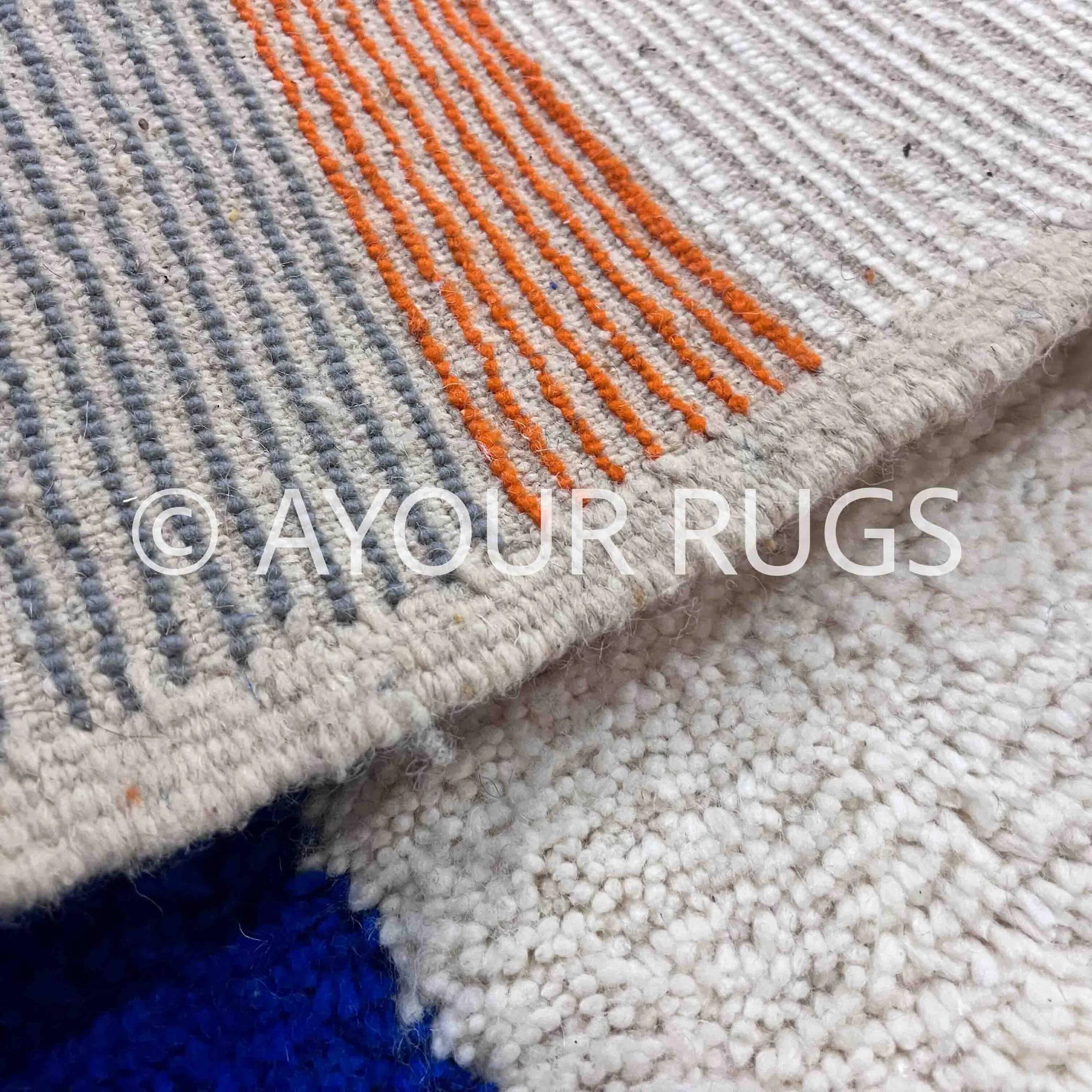 Natural artisanal Moroccan rug 2.5 x 1.5 m