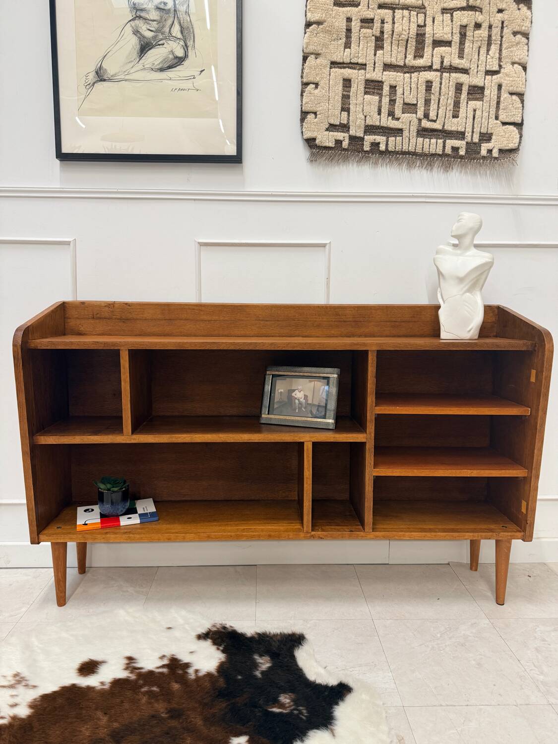 Entryway buffet or console