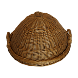 Bell wicker and his tray