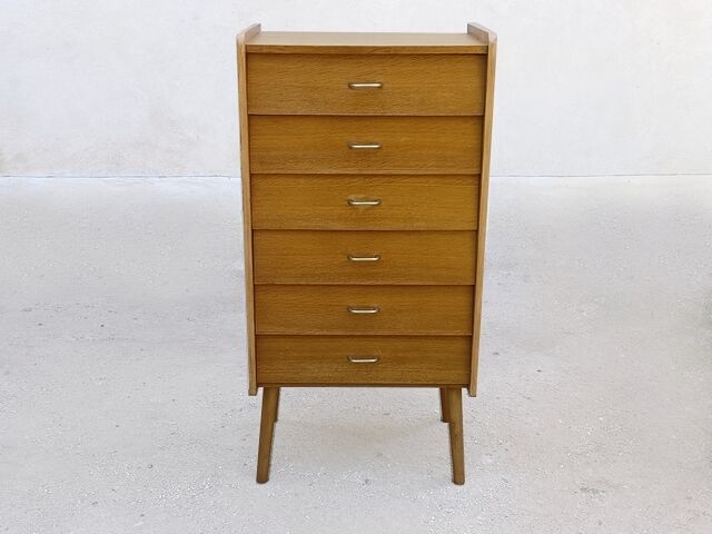 Chiffonnier vintage des années 1960 avec pieds inclinés
