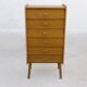 Chiffonnier vintage des années 1960 avec pieds inclinés