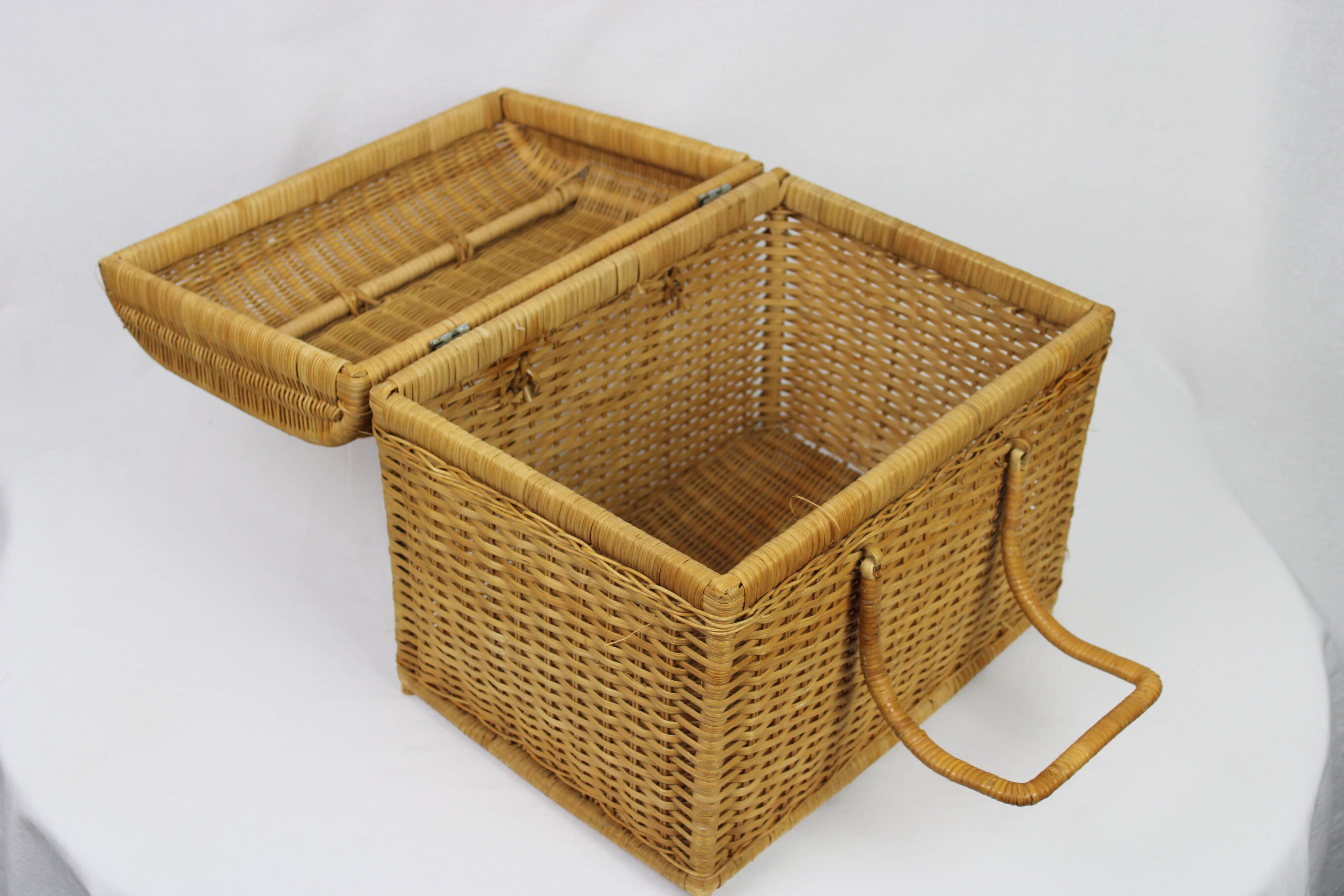Wicker malette