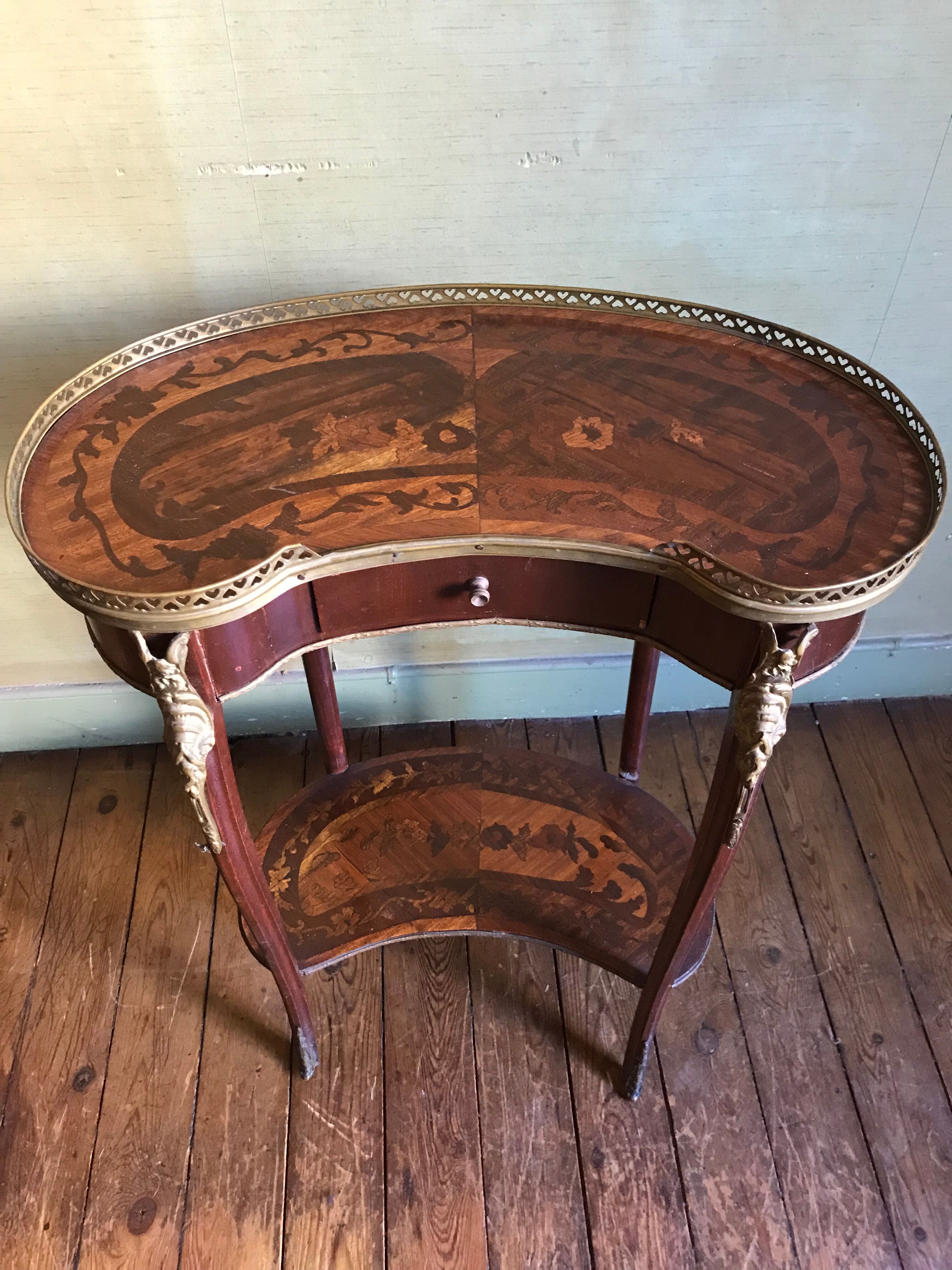 Inlaid table Napoleon lll