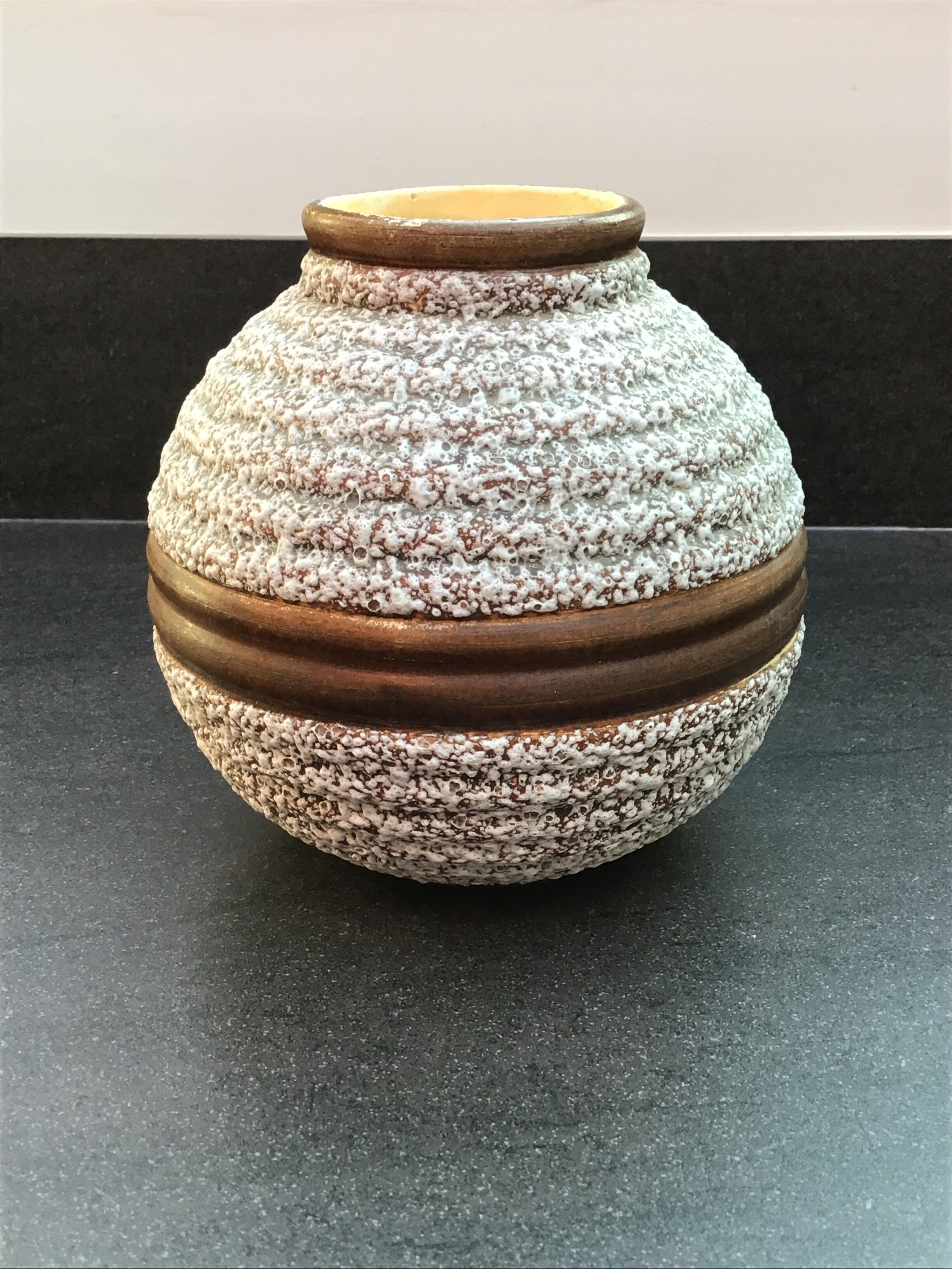 Art deco Odyv ball vase