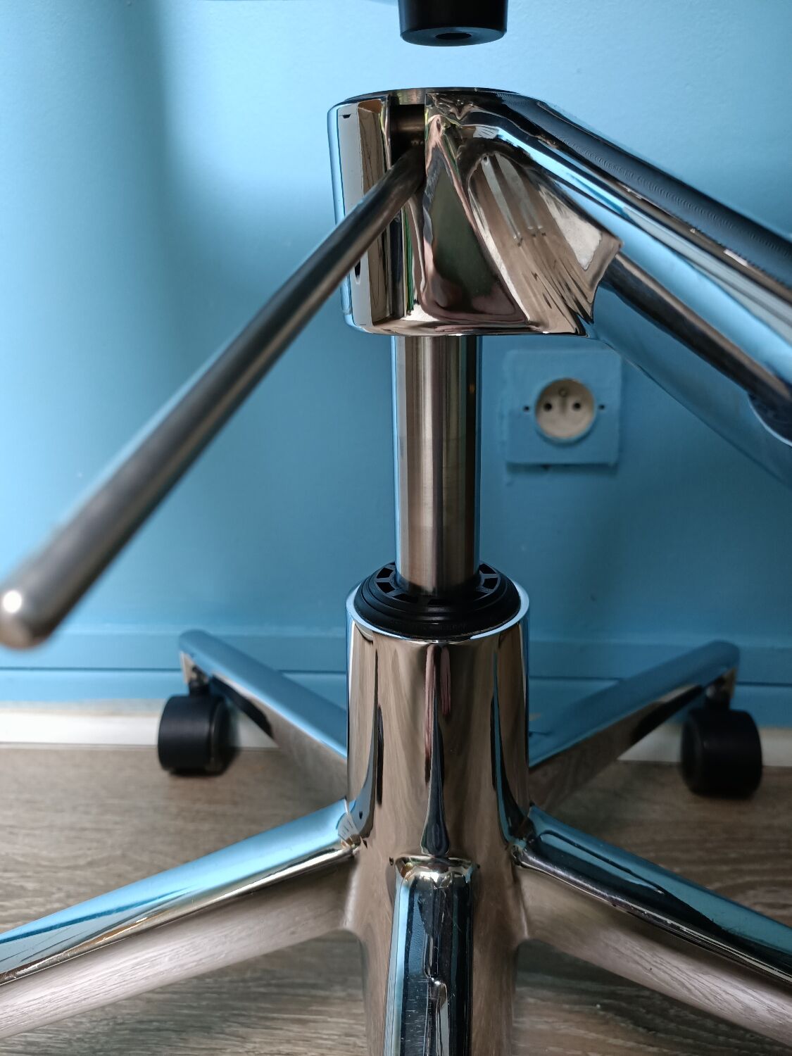 Chair Alias Rollingframe 44 / 432