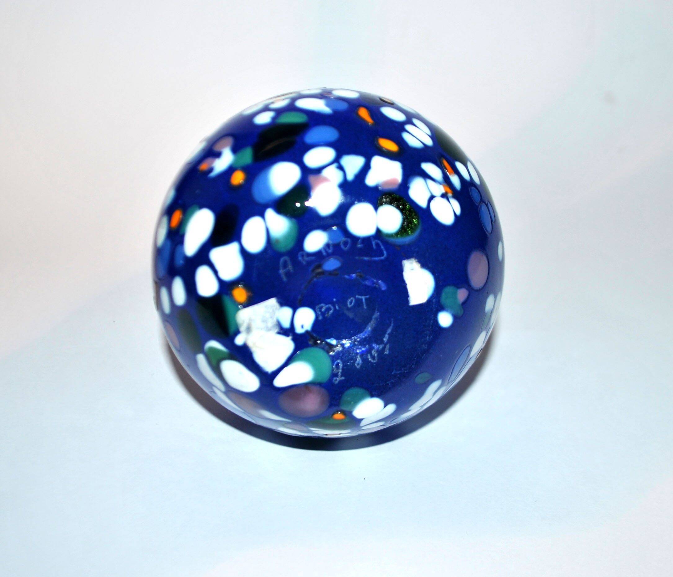 Biot vase in blue bubbled blown glass, design 2000, signed Arnold