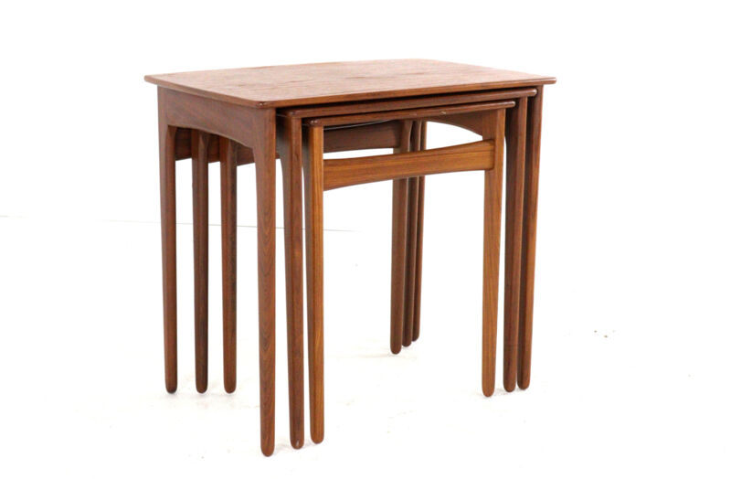Svend Åge Madsen nesting tables - danish design in teak  mid century modern