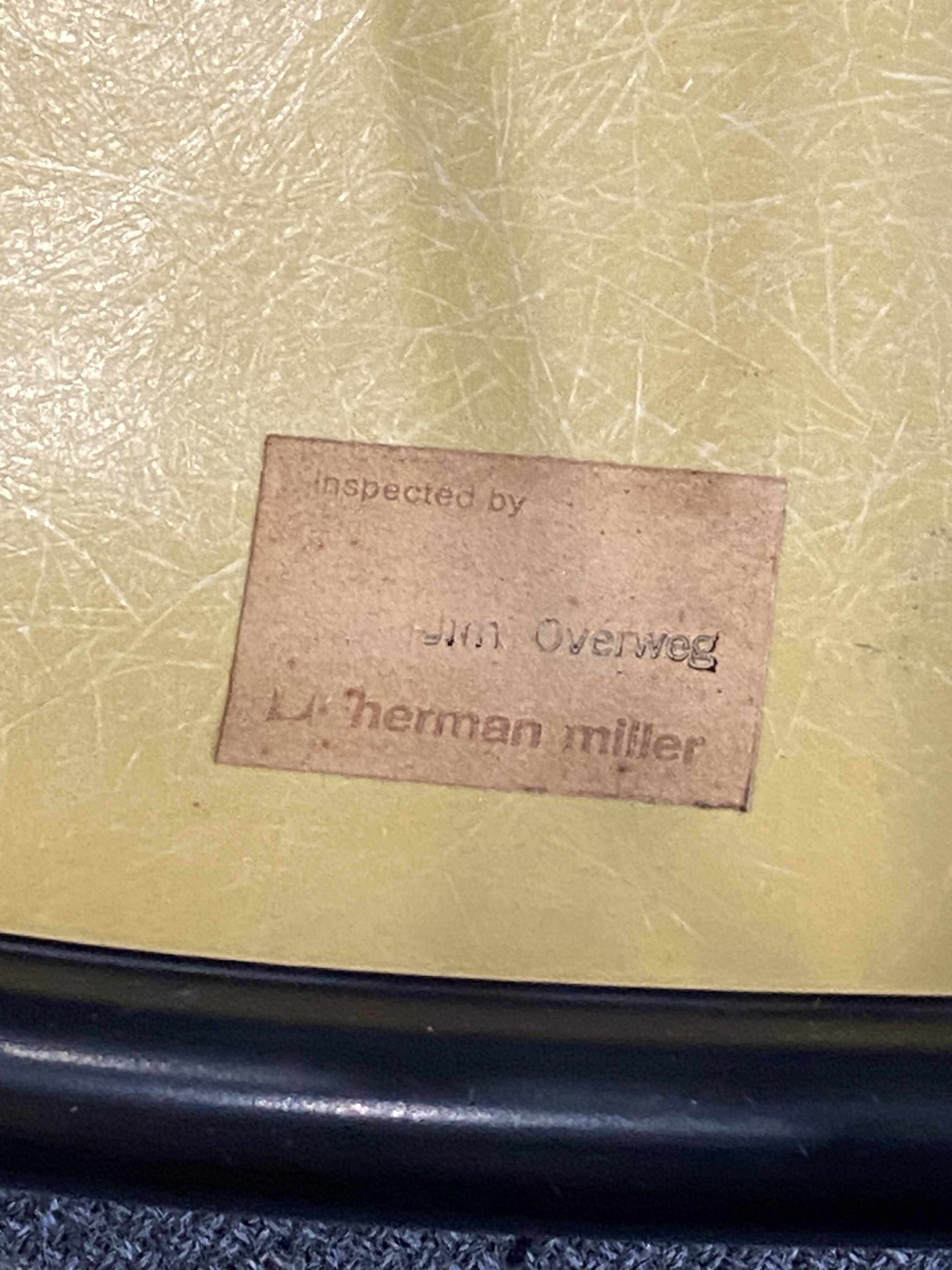 Fibreglass chair skai vinyl DSR Eiffel yellow Eames Herman Miller