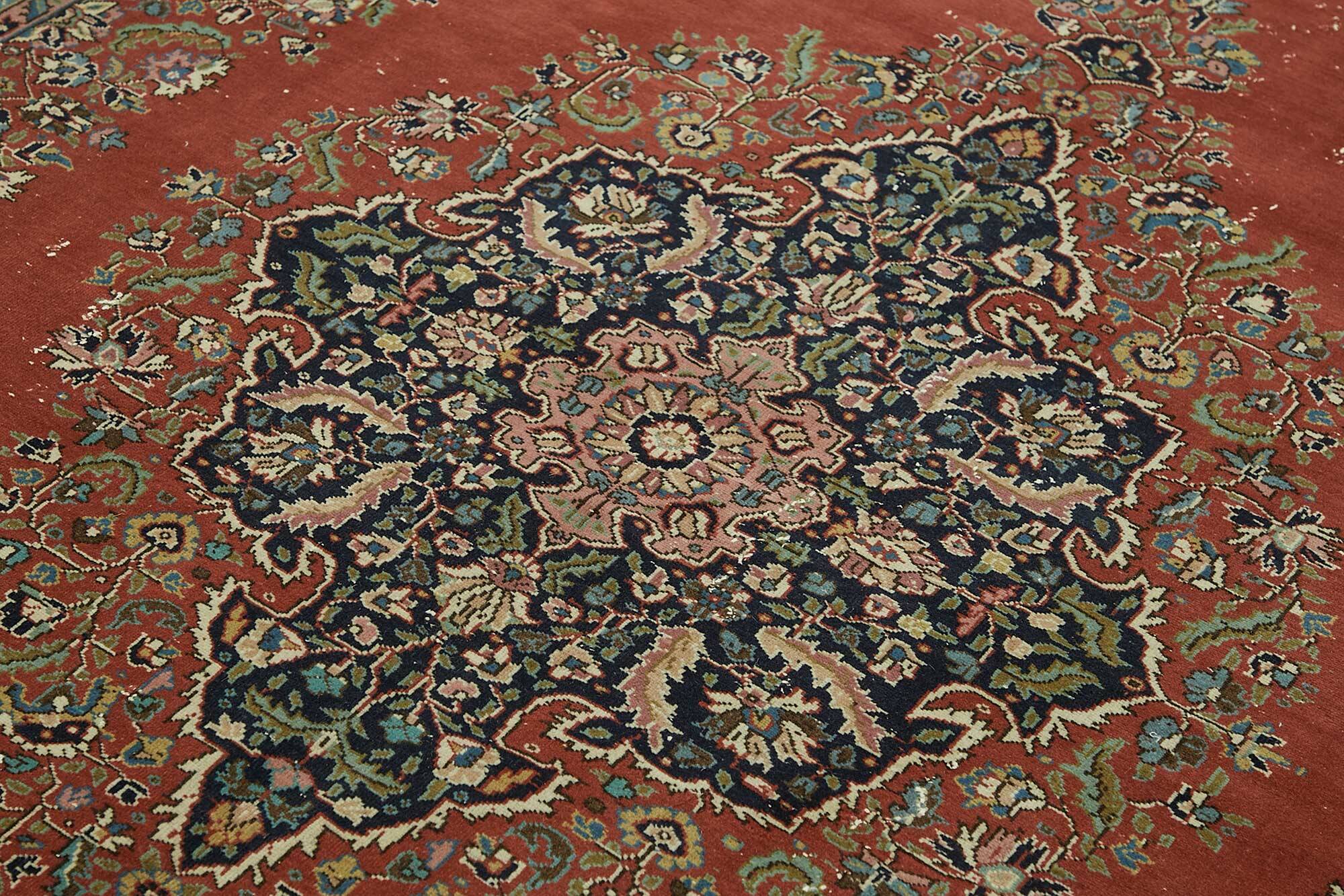 Turkish Wool Vintage Kayseri Rug 204 cm x 298 cm