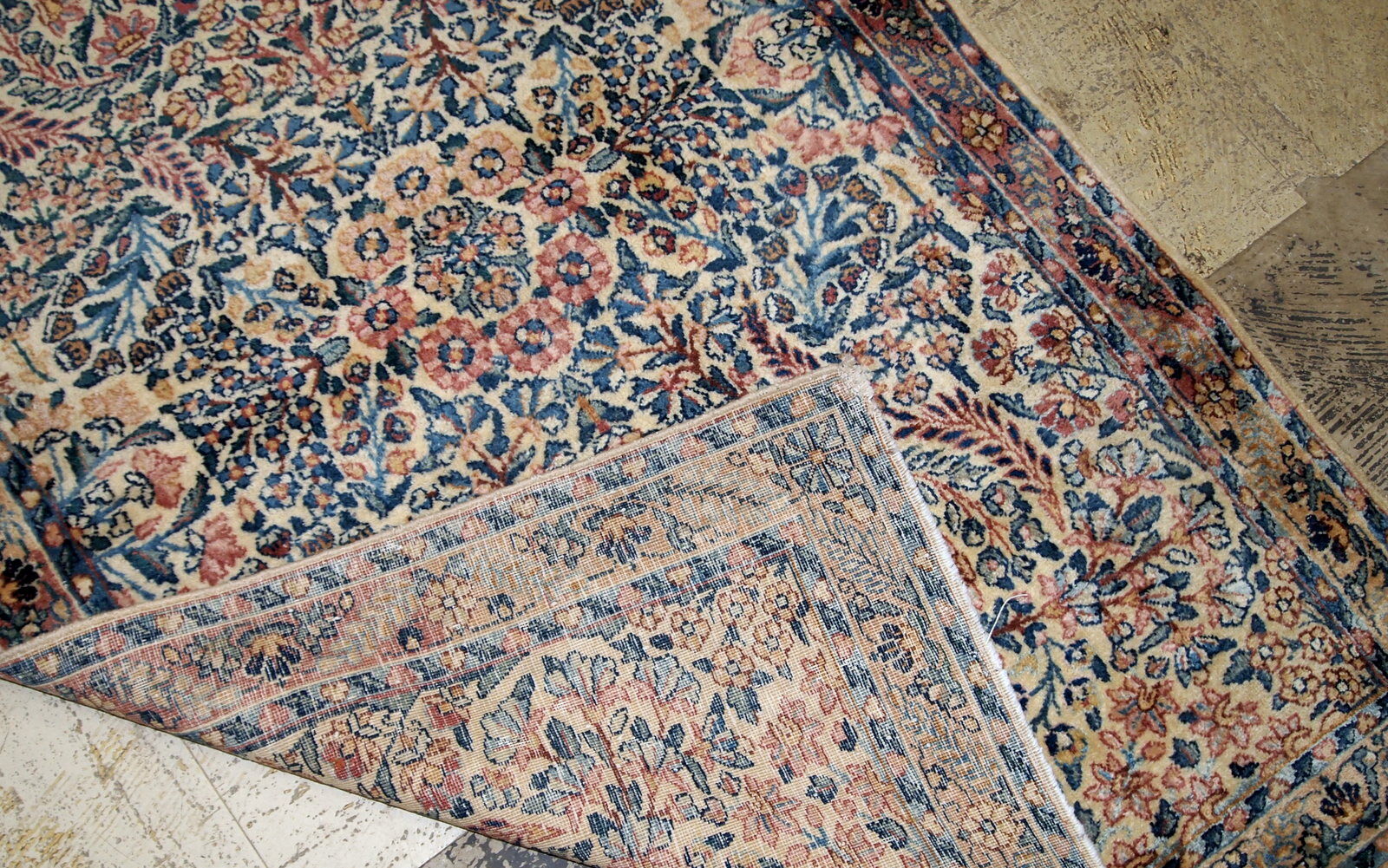 Former carpet Persian Kerman done hand 94 x 158cm,1920 s