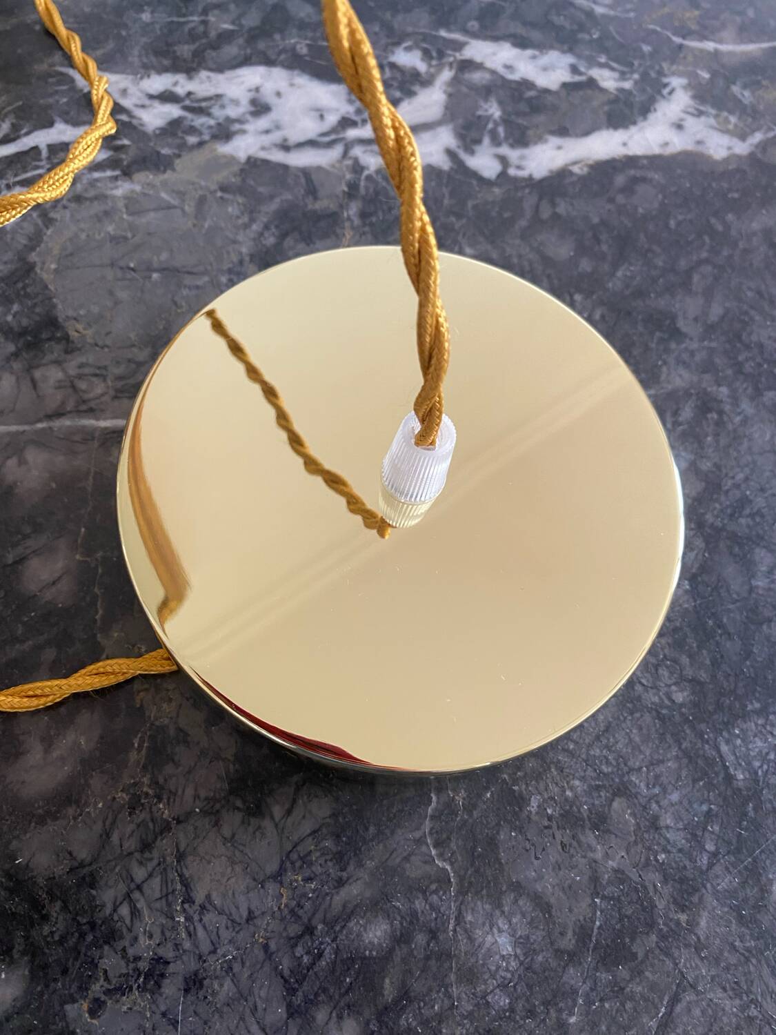 Suspension avec globe vintage en verre