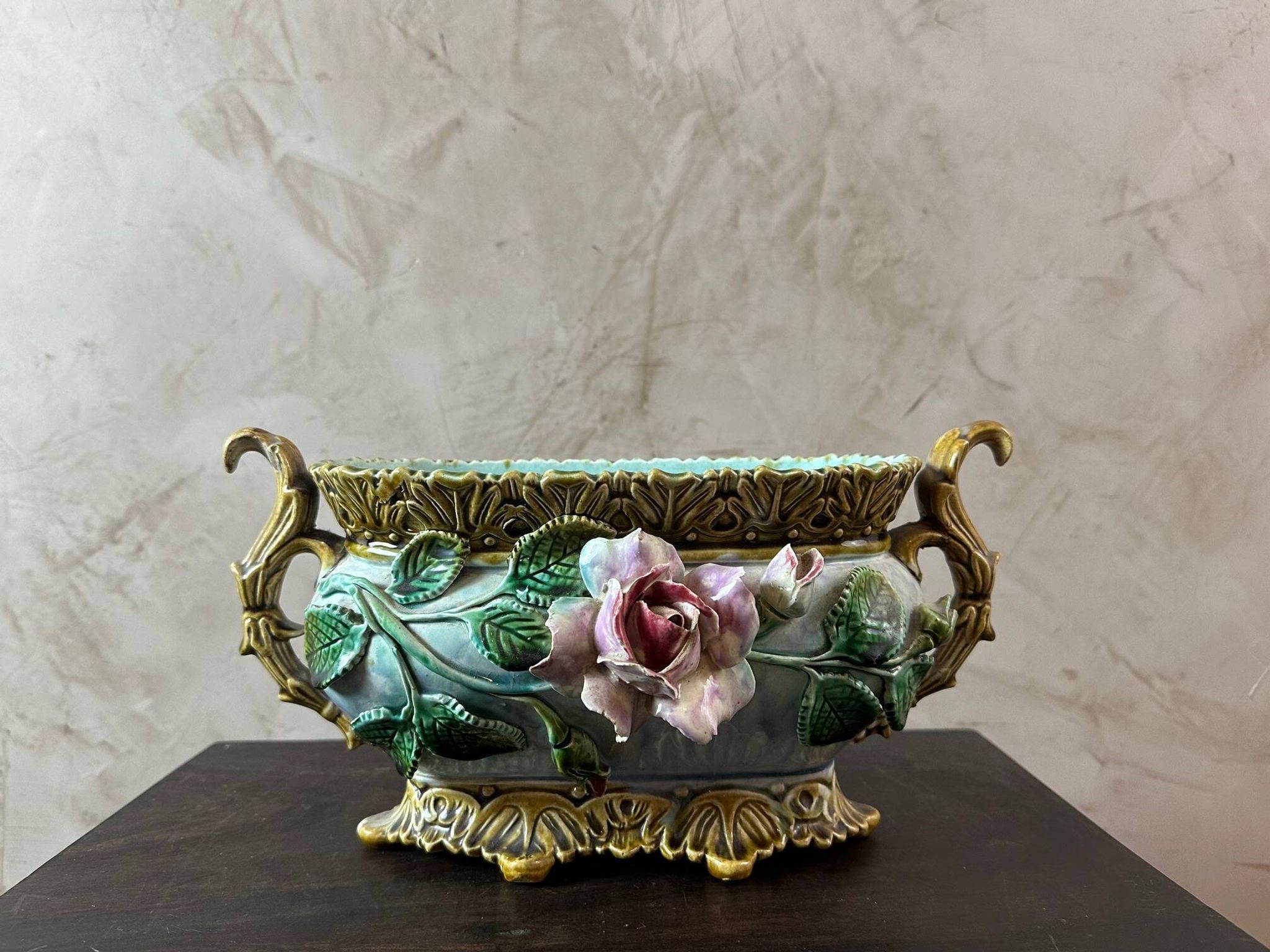 Slip planter