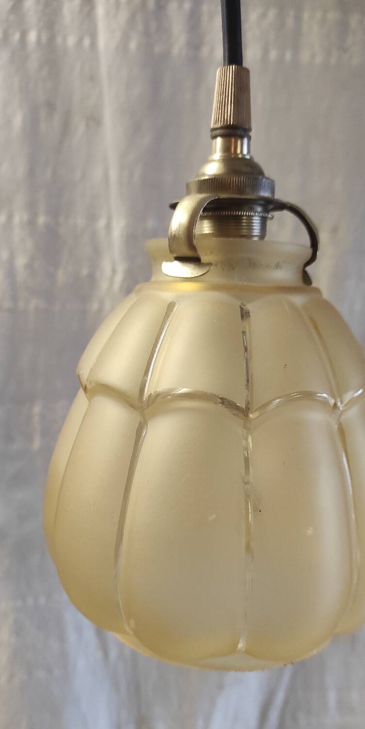 Art Deco lampshade in gilded glass and brass frame - mid 20th century