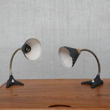 Paire de lampes de table suédoises en laiton du milieu du siècle