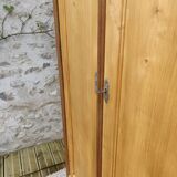 Armoire