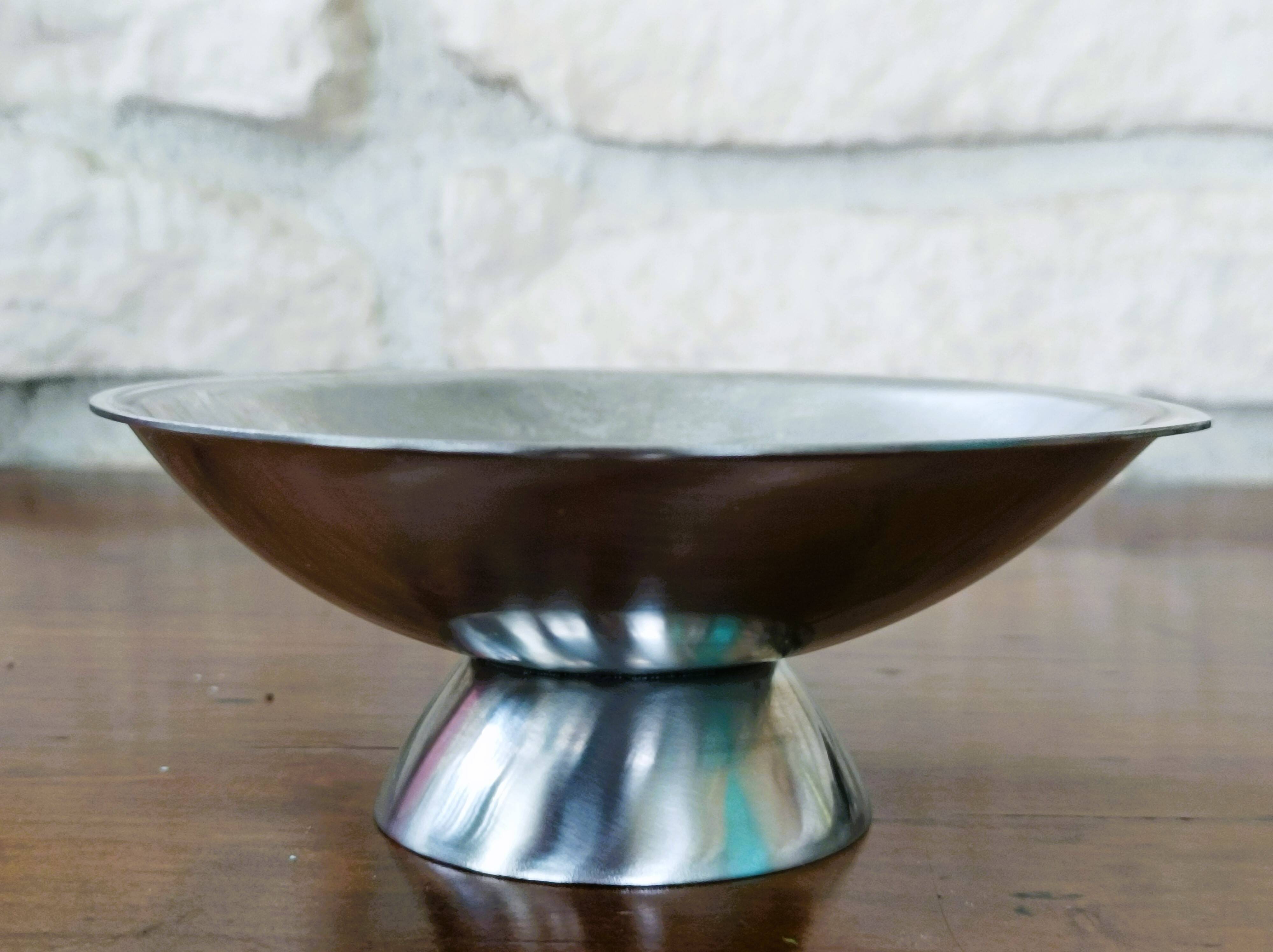 6 ice cream cups and a Guy Degrenne tray