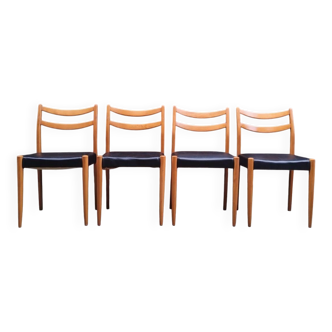 Set of 4 Scandinavian chairs from the 60s
