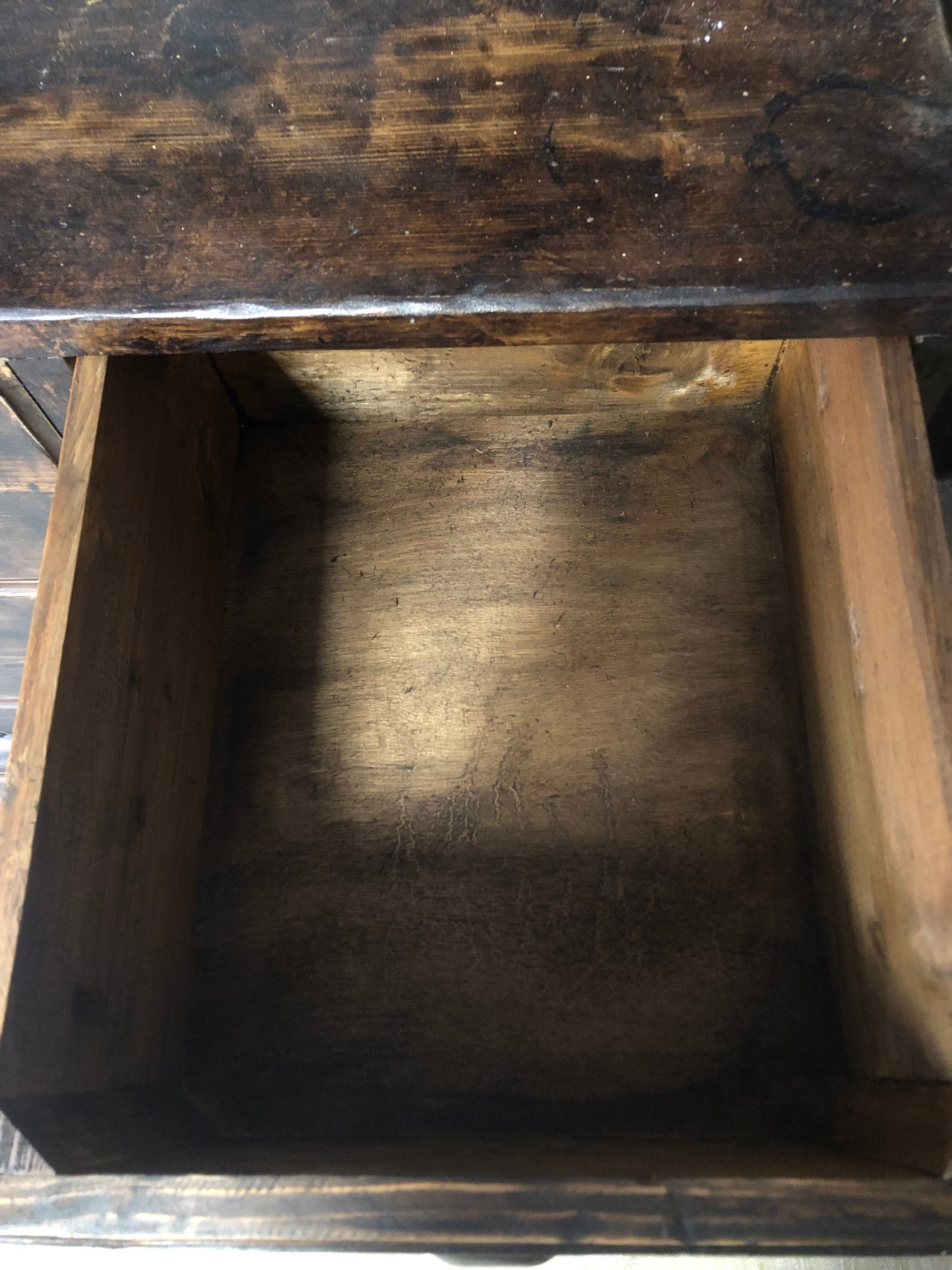 Meuble de métier à tiroirs et casiers