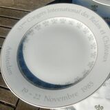Set of Three Flat Plates of the XIth Congress of the Relais et Chateaux in Amsterdam 1985.