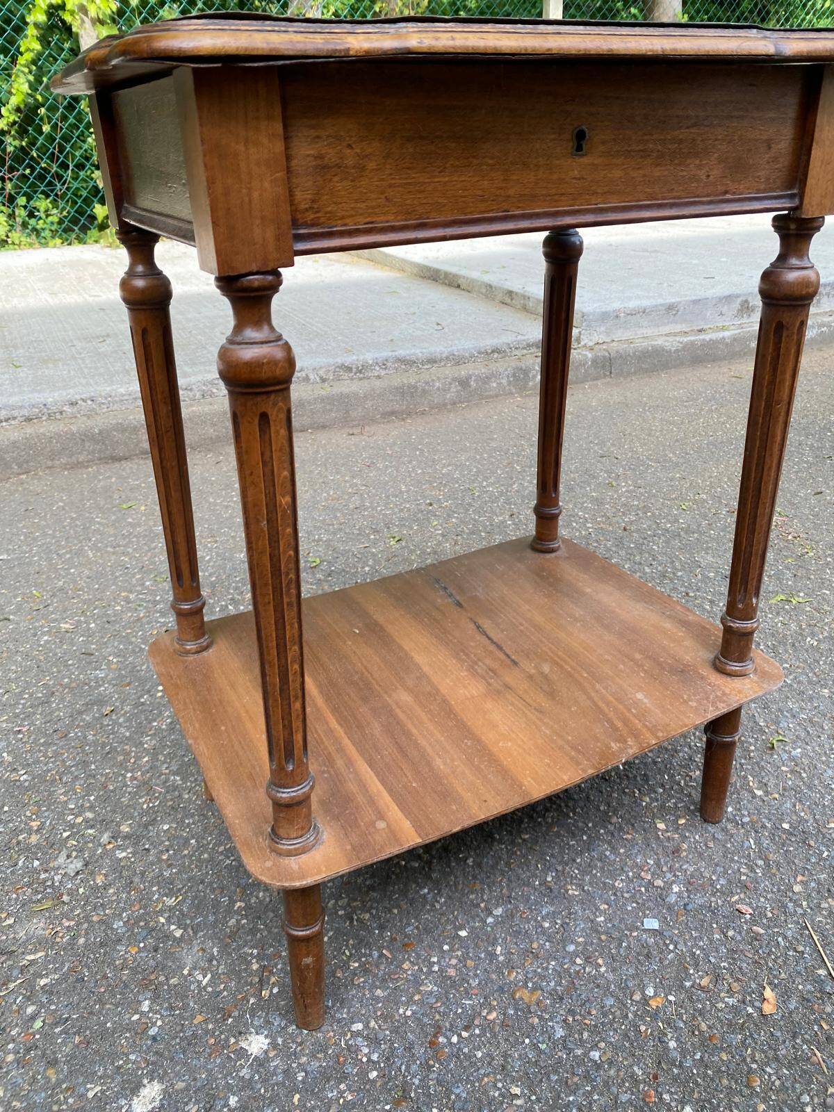 Louis XVI dressing table from the 20th century.