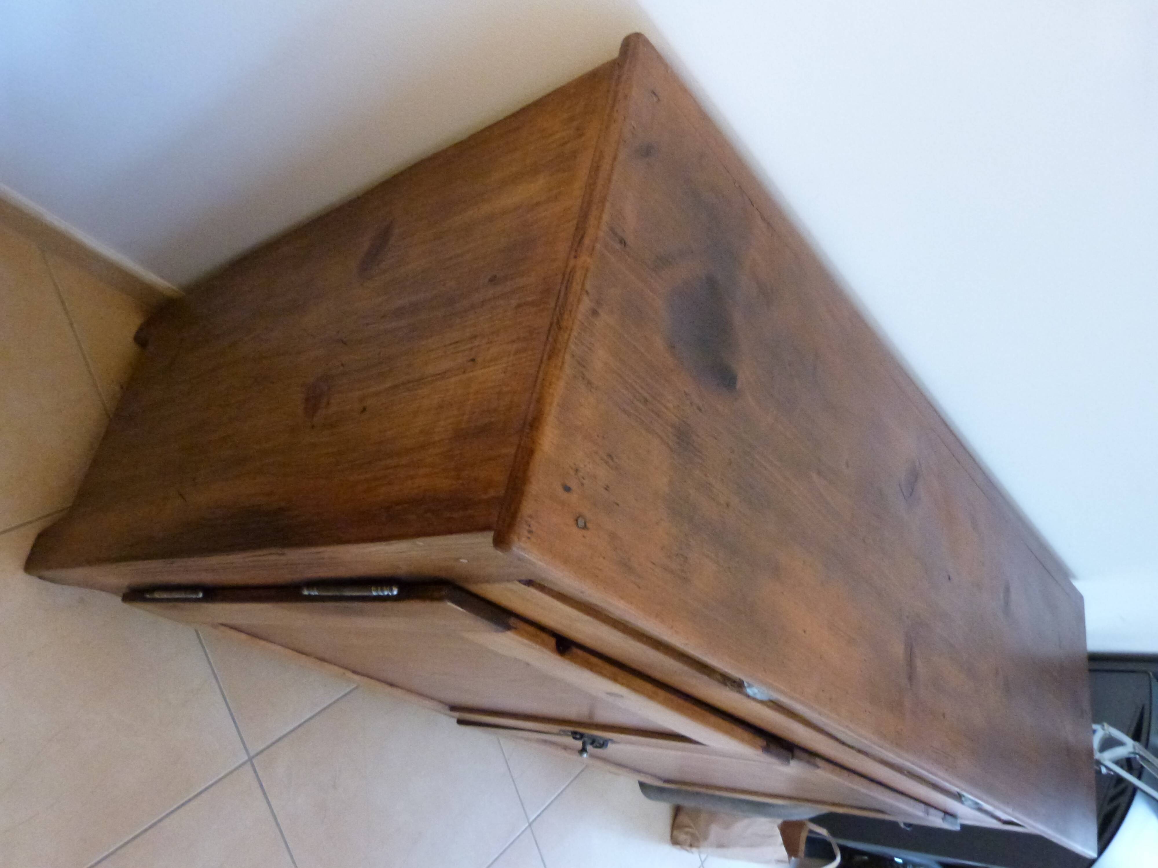 Buffet campagnard ancien