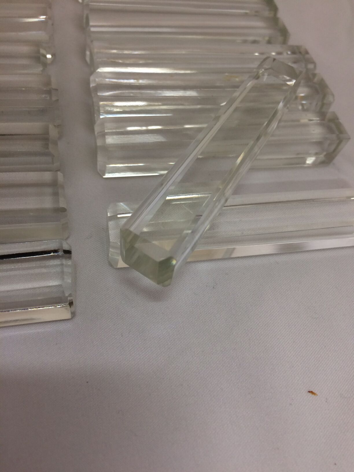 18 ancient crystal knife holders